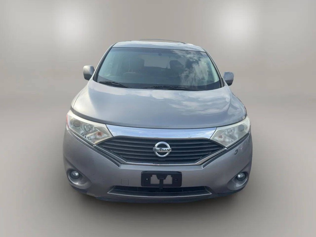 2011 Nissan Quest Image 2