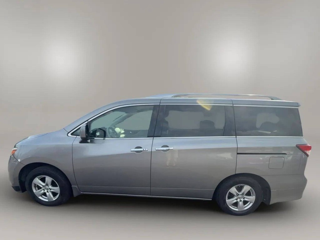 2011 Nissan Quest Image 3