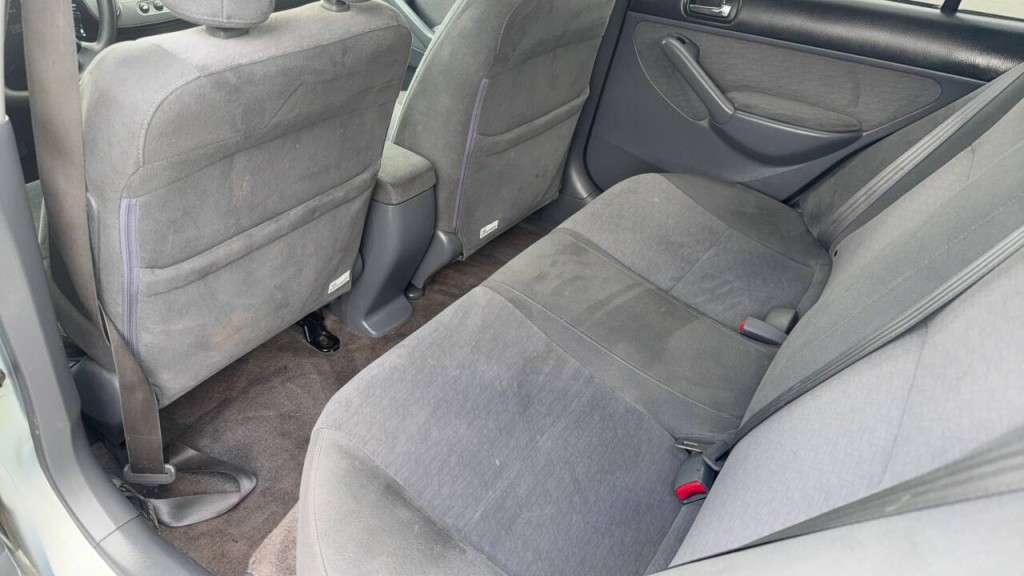 2005 Honda Civic Image 13