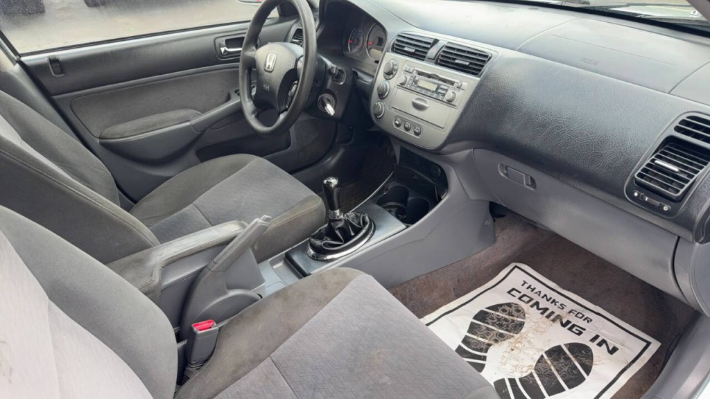 2005 Honda Civic Image 14
