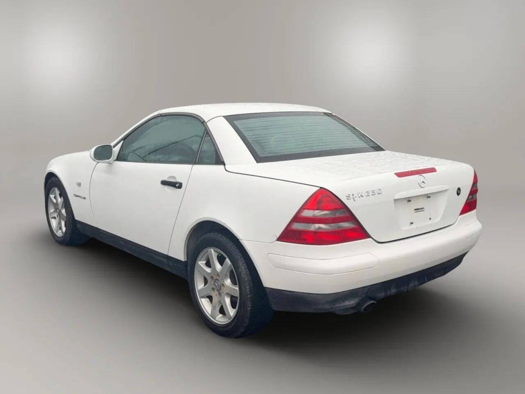 1998 Mercedes-Benz SLK-Class Image 4