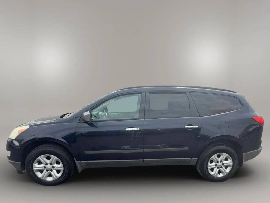 2012 Chevrolet Traverse Image 3
