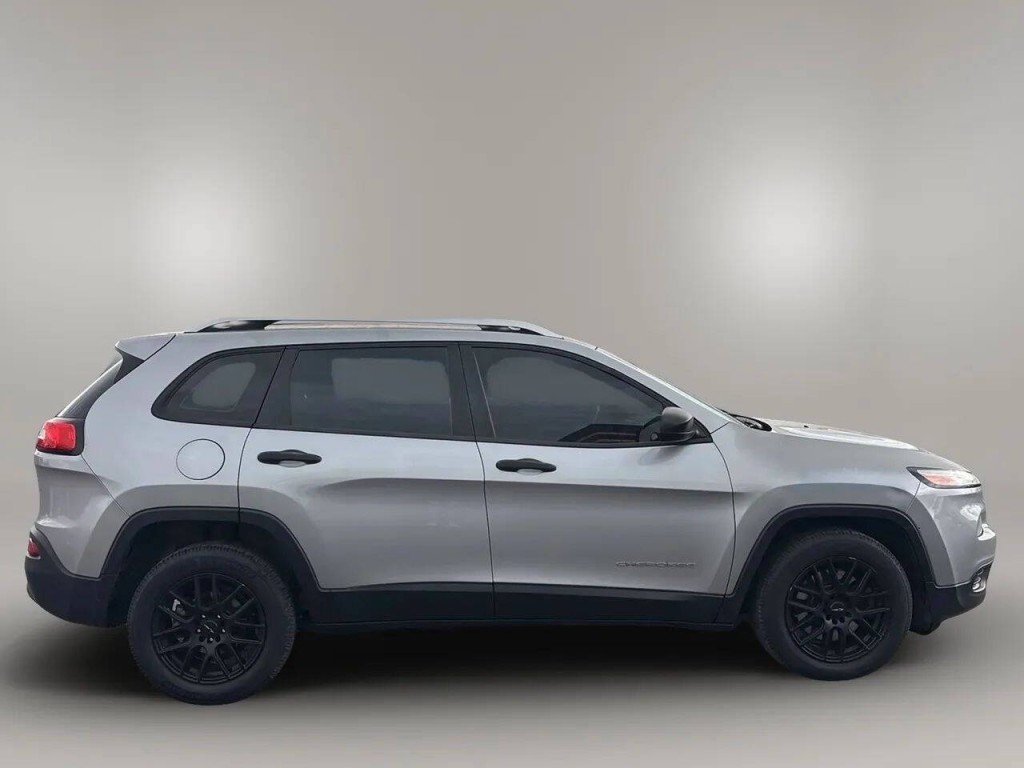 2015 Jeep Cherokee Image 6