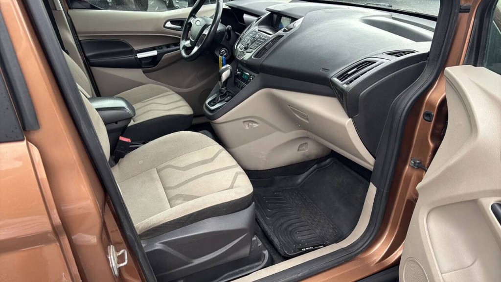 2014 Ford Transit Connect Image 16