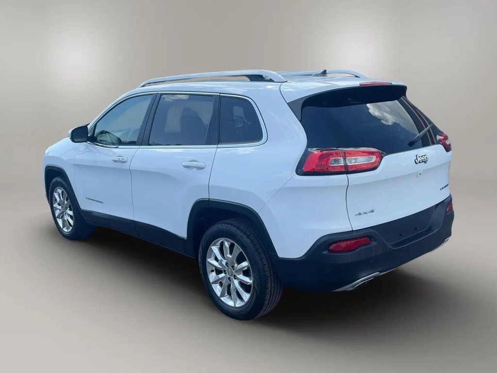 2015 Jeep Cherokee Image 3