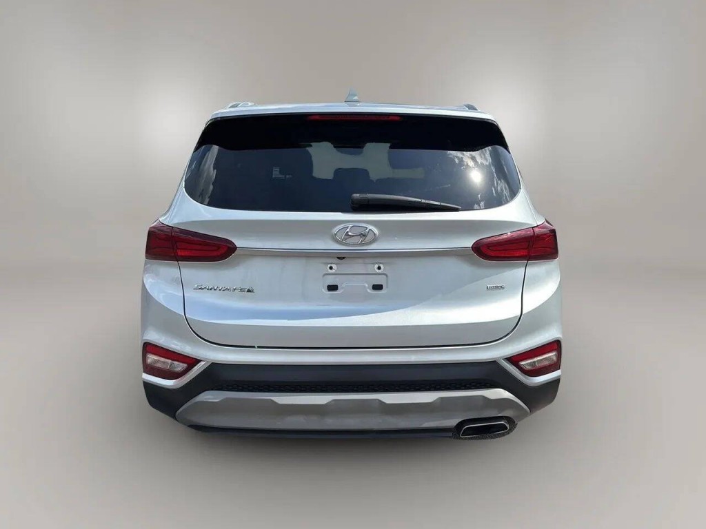 2019 Hyundai Santa Fe Image 4