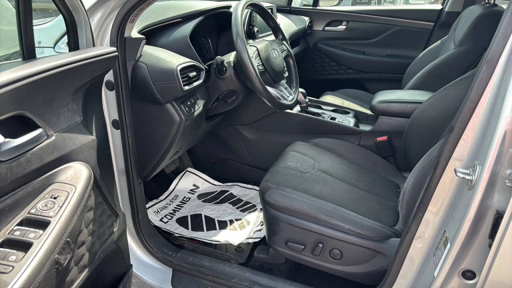 2019 Hyundai Santa Fe Image 10