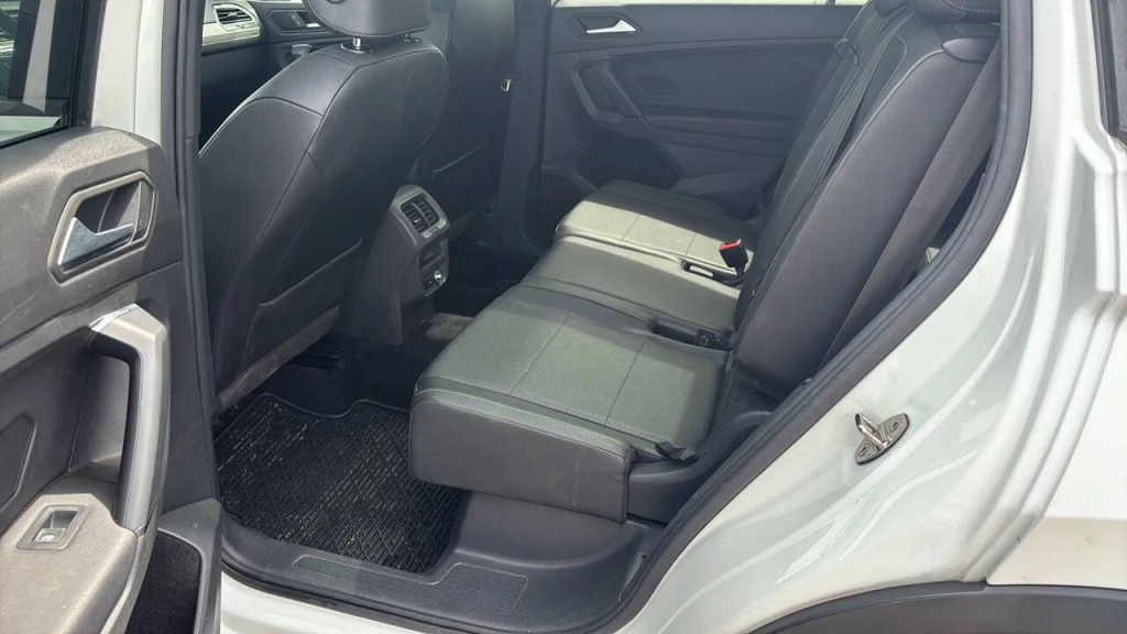 2019 Volkswagen Tiguan Image 12