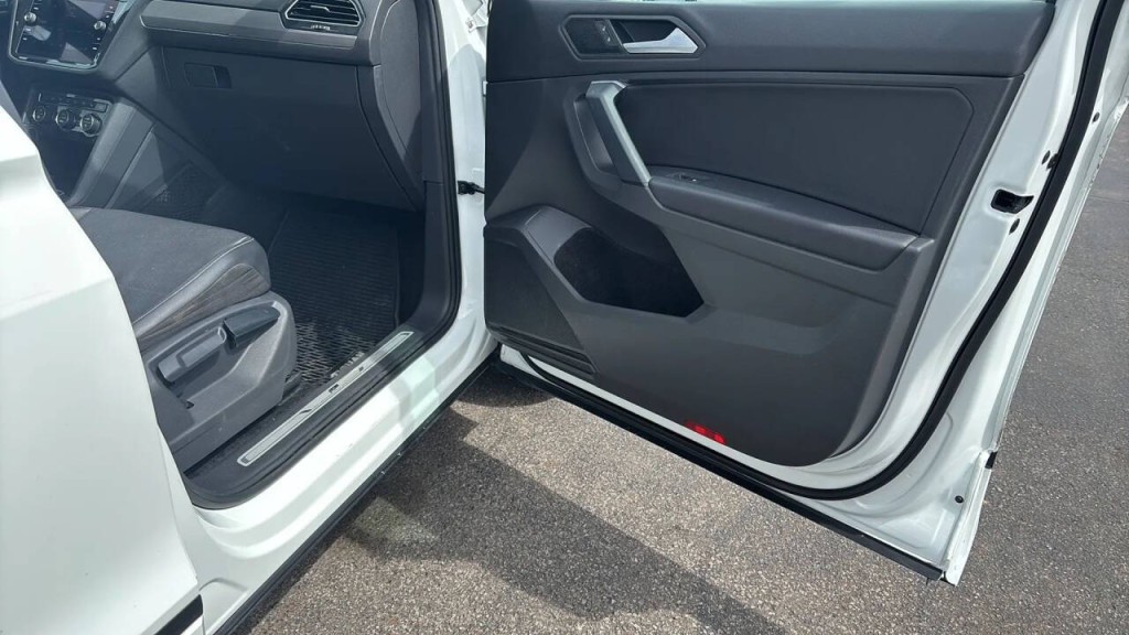 2019 Volkswagen Tiguan Image 15