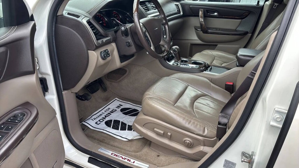 2015 GMC Acadia Image 10