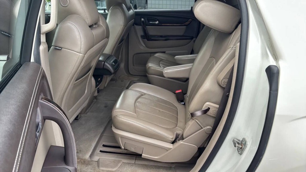 2015 GMC Acadia Image 12