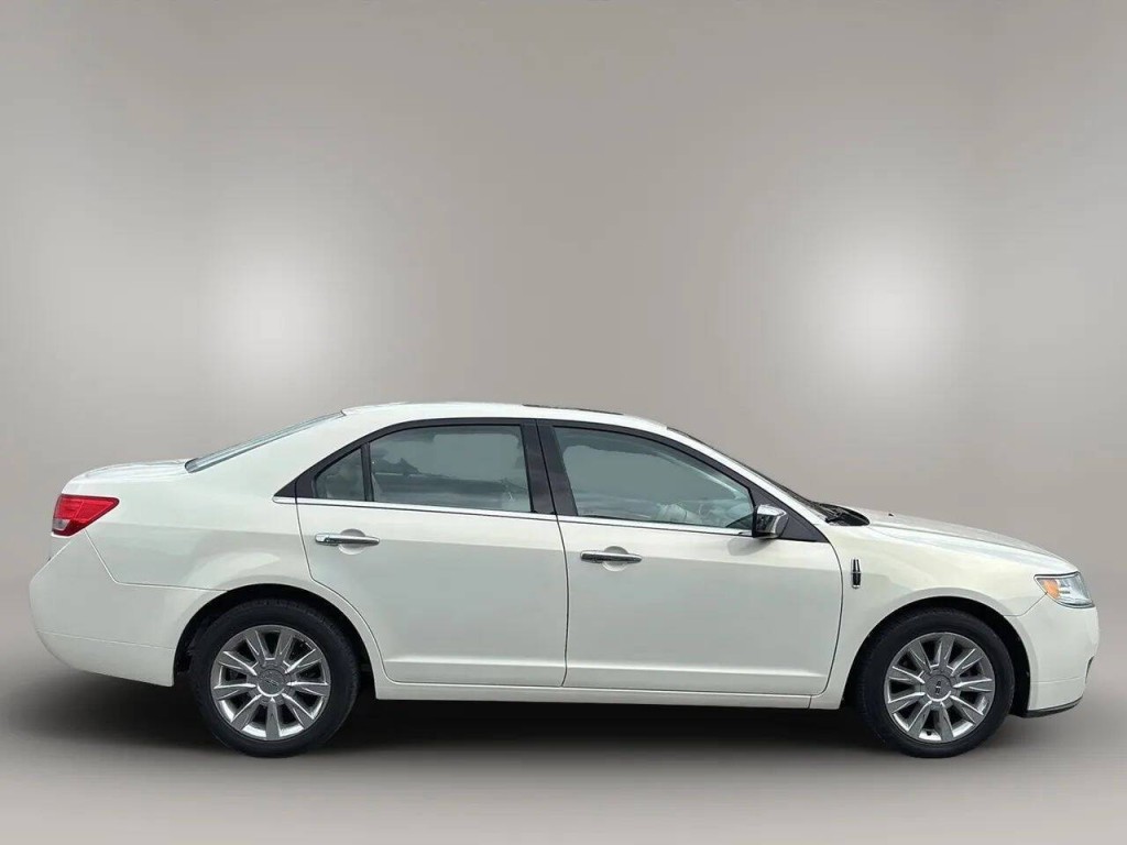 2012 Lincoln MKZ Image 6