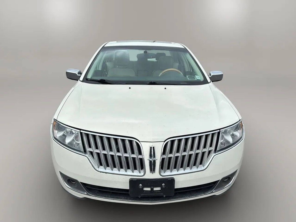 2012 Lincoln MKZ Image 8