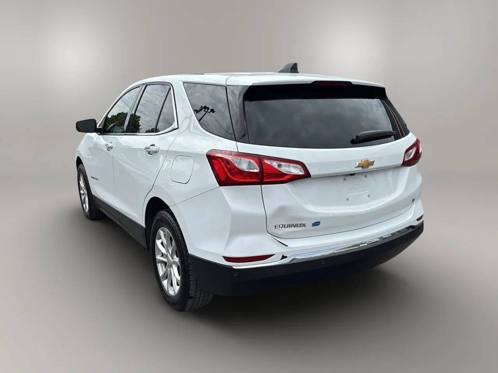 2018 Chevrolet Equinox Image 3