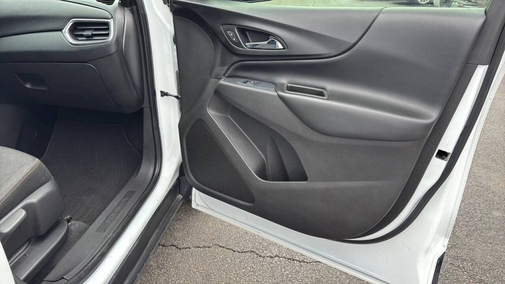 2018 Chevrolet Equinox Image 15