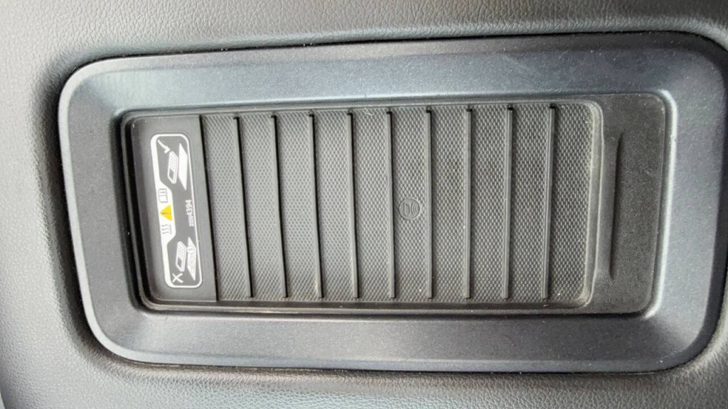 2016 GMC Sierra 1500 Image 16