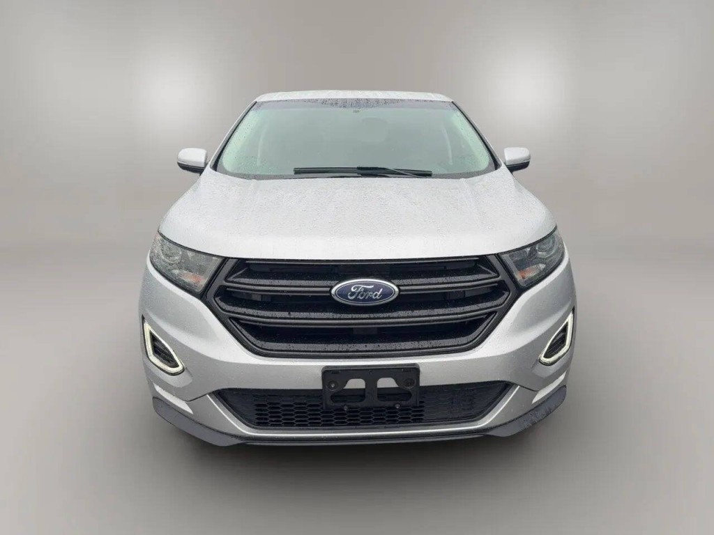 2017 Ford Edge Image 8