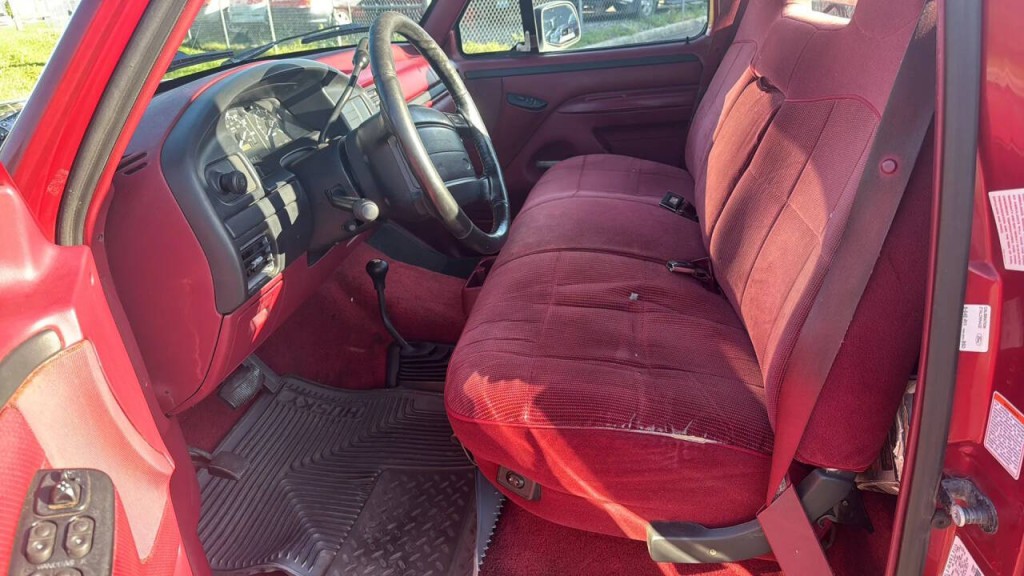 1996 Ford F-150 Image 10