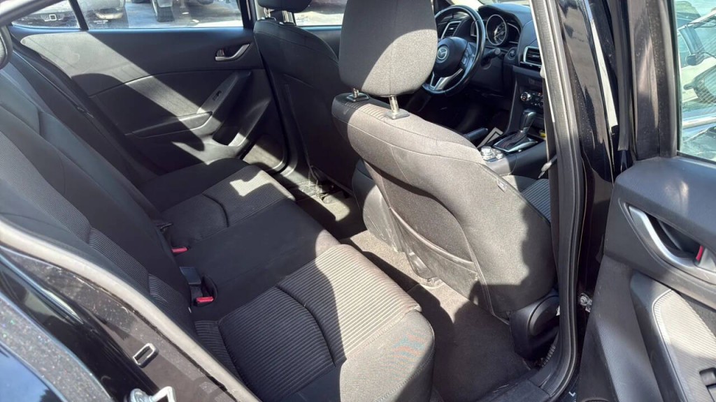 2014 Mazda Mazda3 Image 16