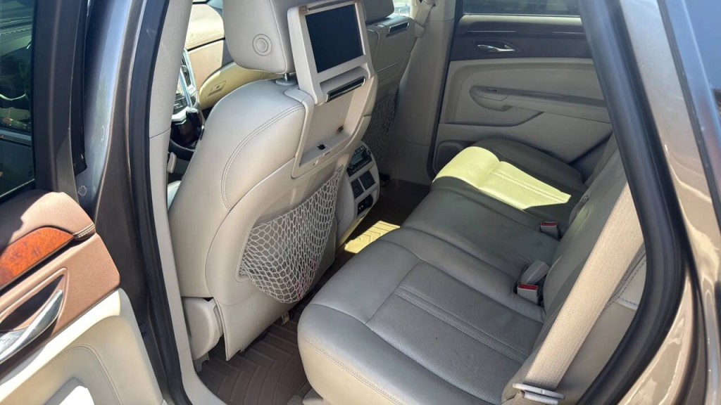 2011 Cadillac SRX Image 11