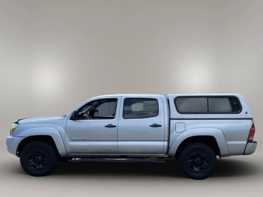 2007 Toyota Tacoma Image 2