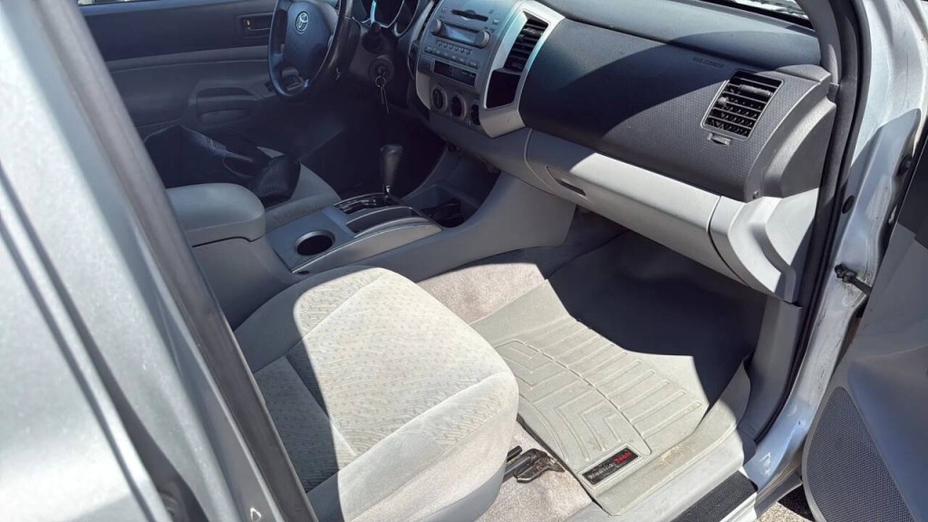 2007 Toyota Tacoma Image 15