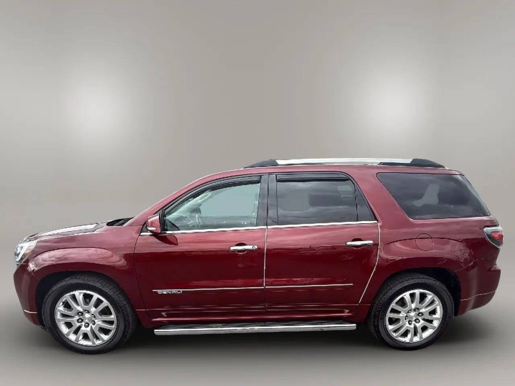 2016 GMC Acadia Image 2