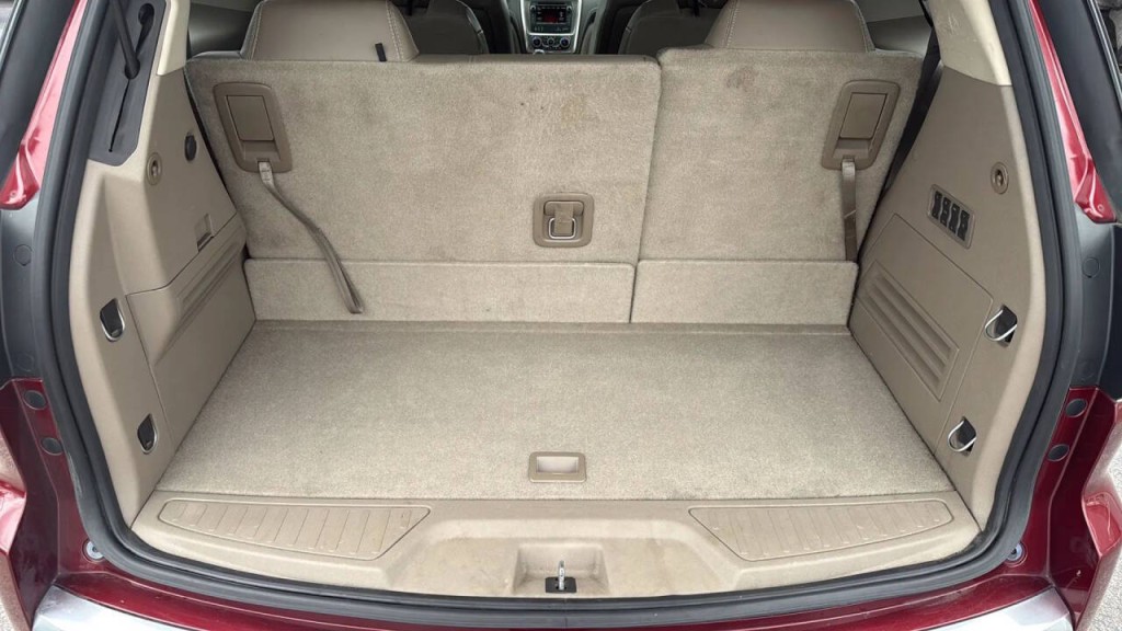 2016 GMC Acadia Image 13