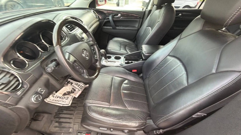 2015 Buick Enclave Image 10