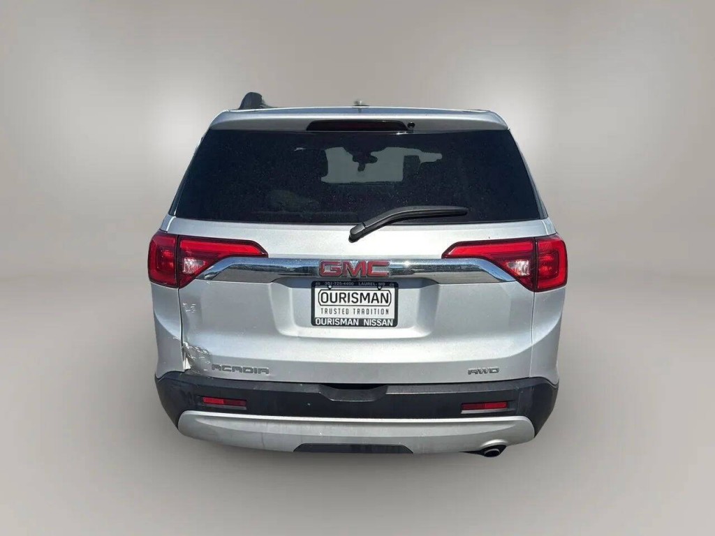 2018 GMC Acadia Image 4