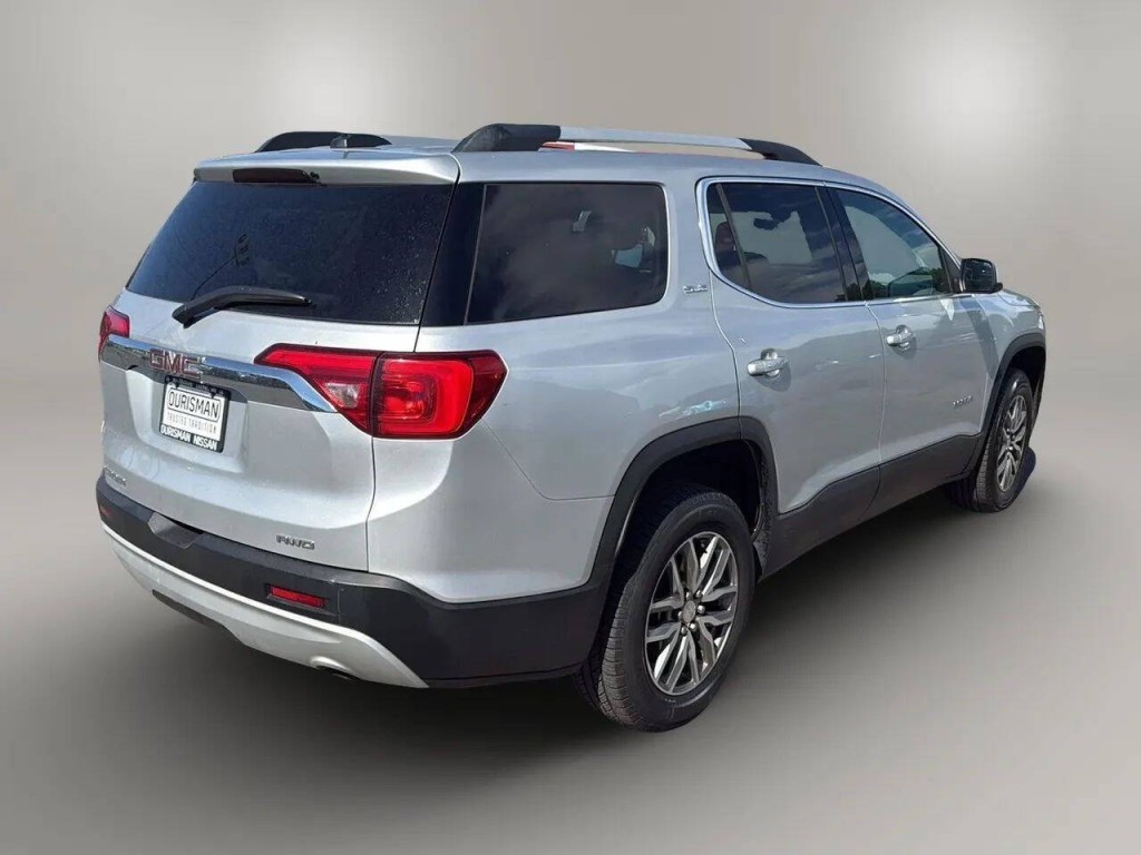 2018 GMC Acadia Image 5