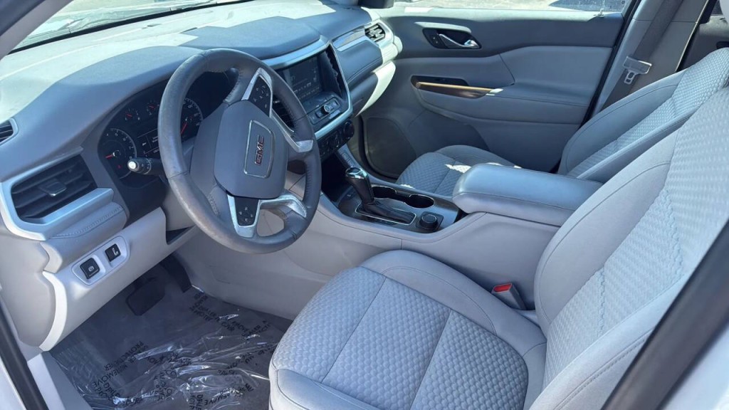 2018 GMC Acadia Image 10