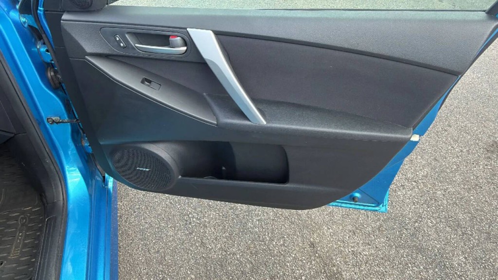 2011 Mazda Mazda3 Image 15
