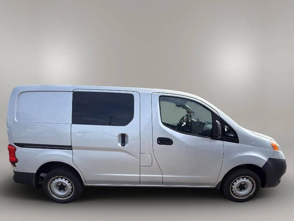 2015 Nissan NV200 Image 6