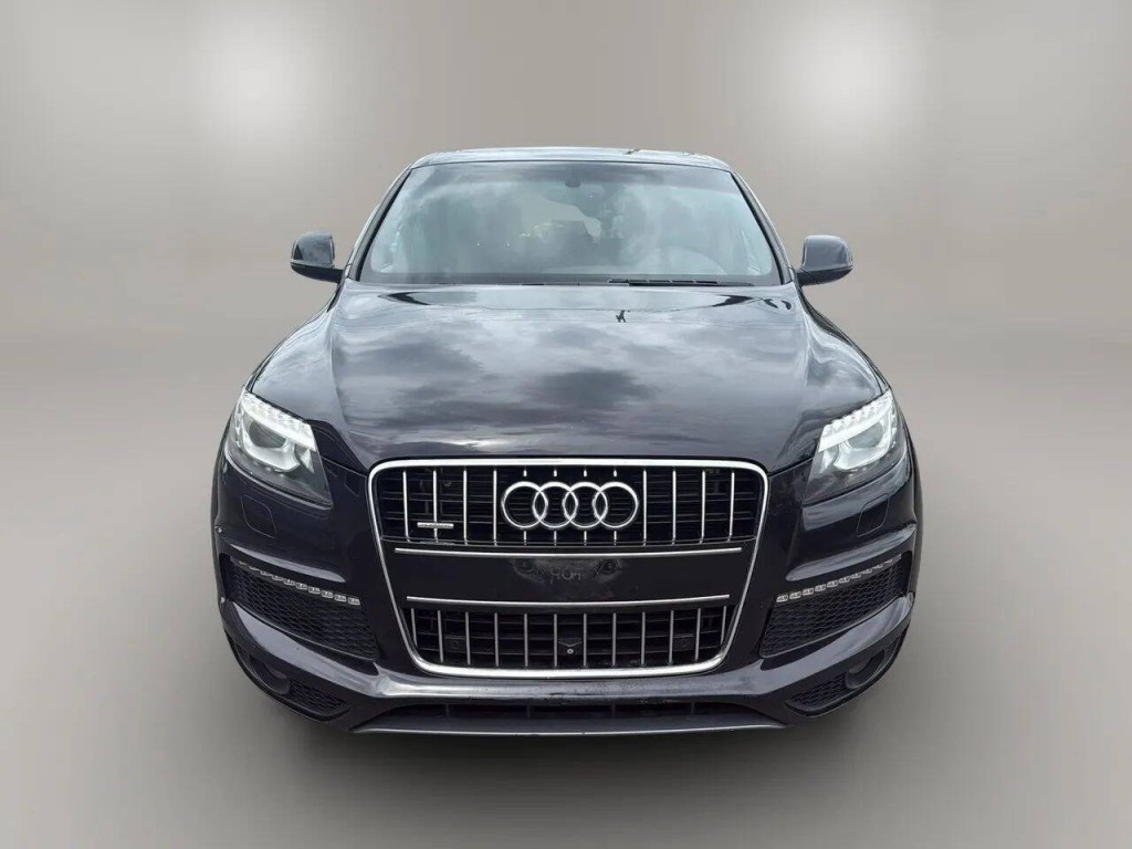 2015 Audi Q7 Image 8