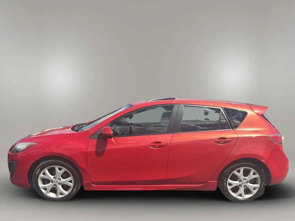 2011 Mazda Mazda3 Image 2