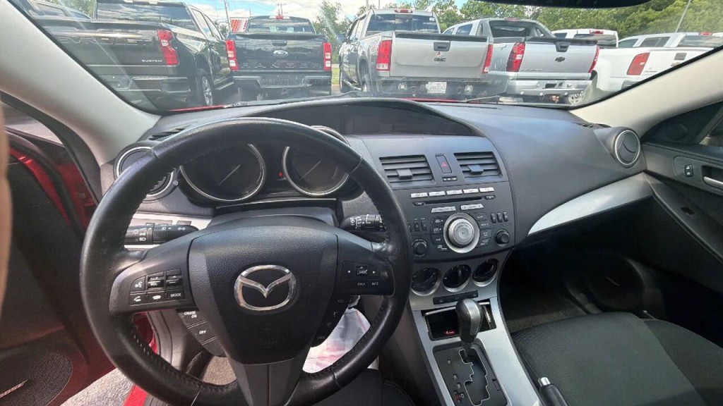 2011 Mazda Mazda3 Image 11