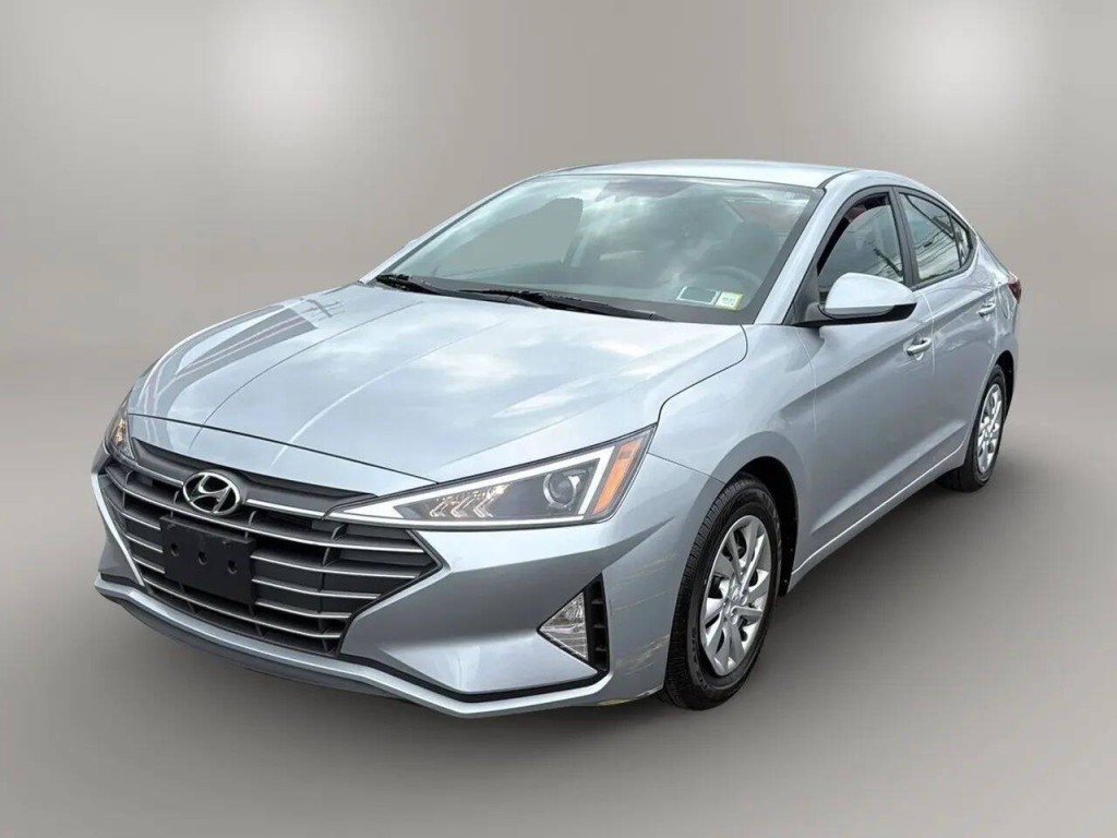 2020 Hyundai Elantra Image 1