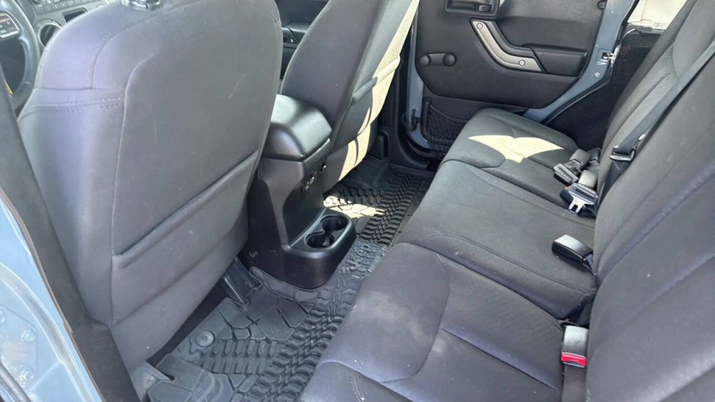 2014 Jeep Wrangler Unlimited Image 12