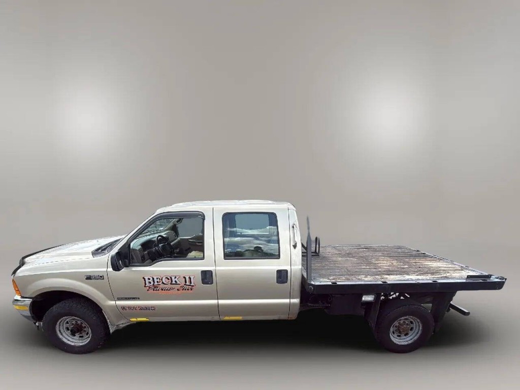 2001 Ford F-350 Image 2