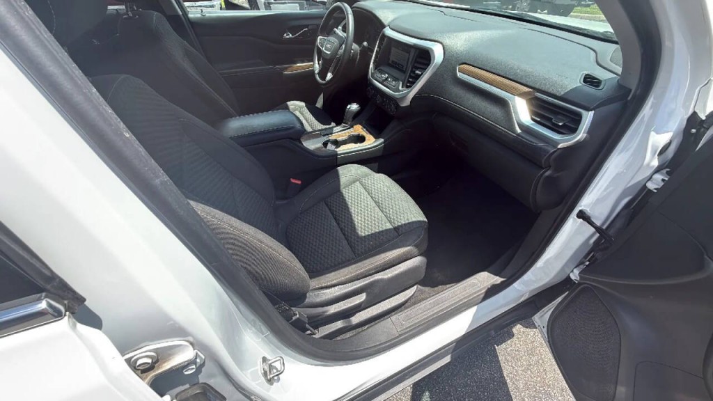 2018 GMC Acadia Image 20