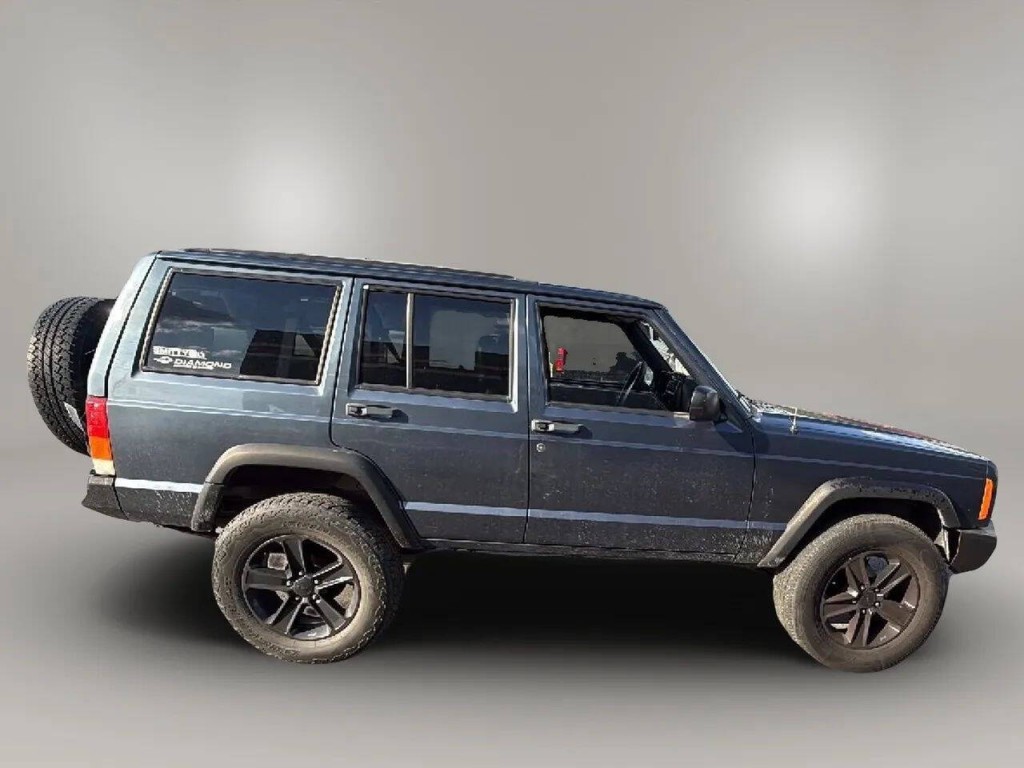 2001 Jeep Cherokee Image 6