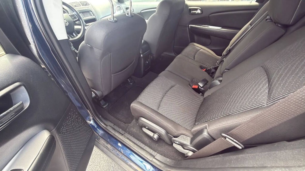 2017 Dodge Journey Image 12