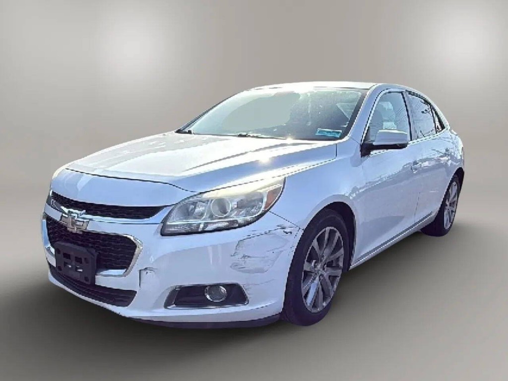 2014 Chevrolet Malibu Image 1