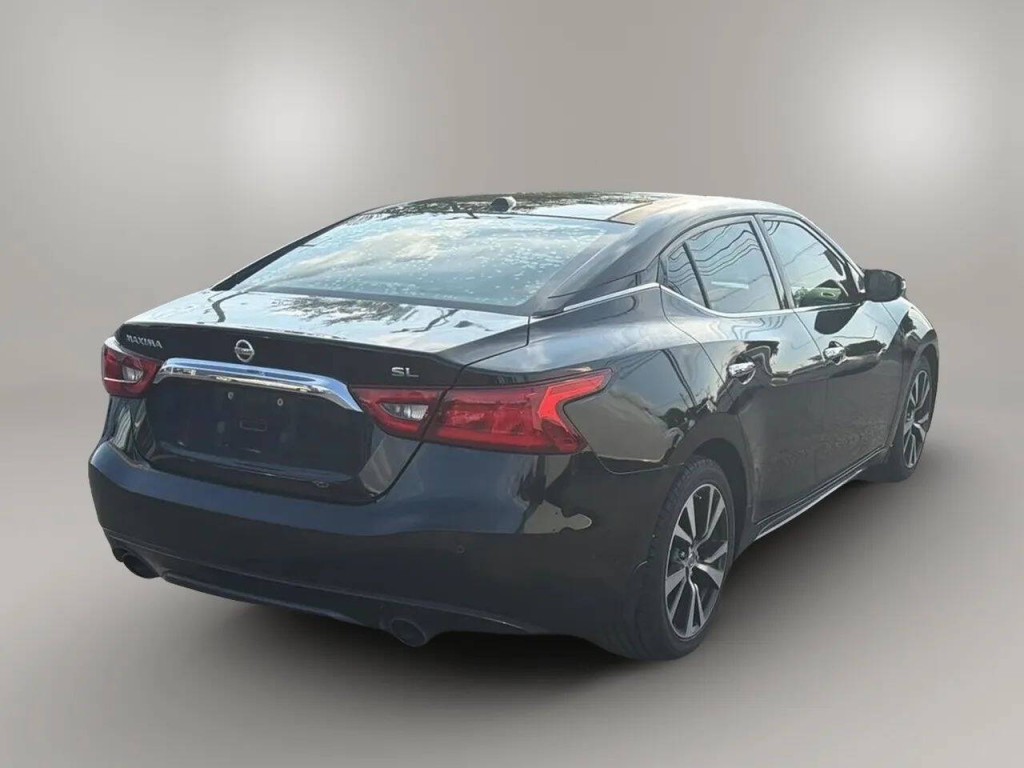 2016 Nissan Maxima Image 5