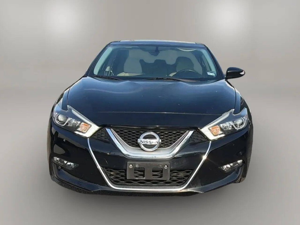 2016 Nissan Maxima Image 8