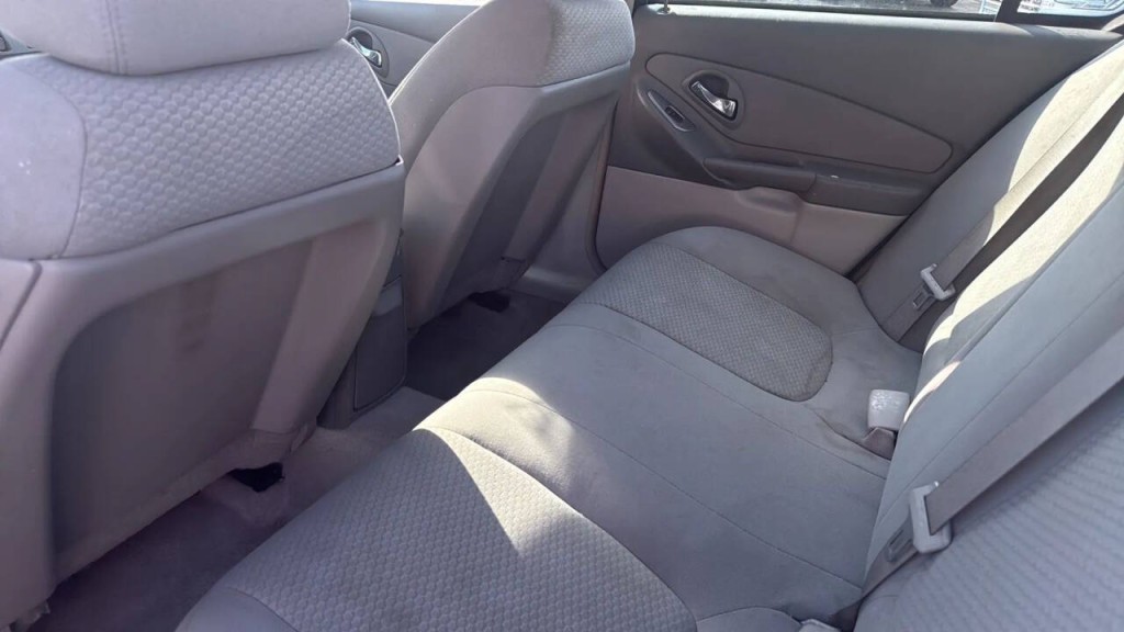 2007 Chevrolet Malibu Image 12