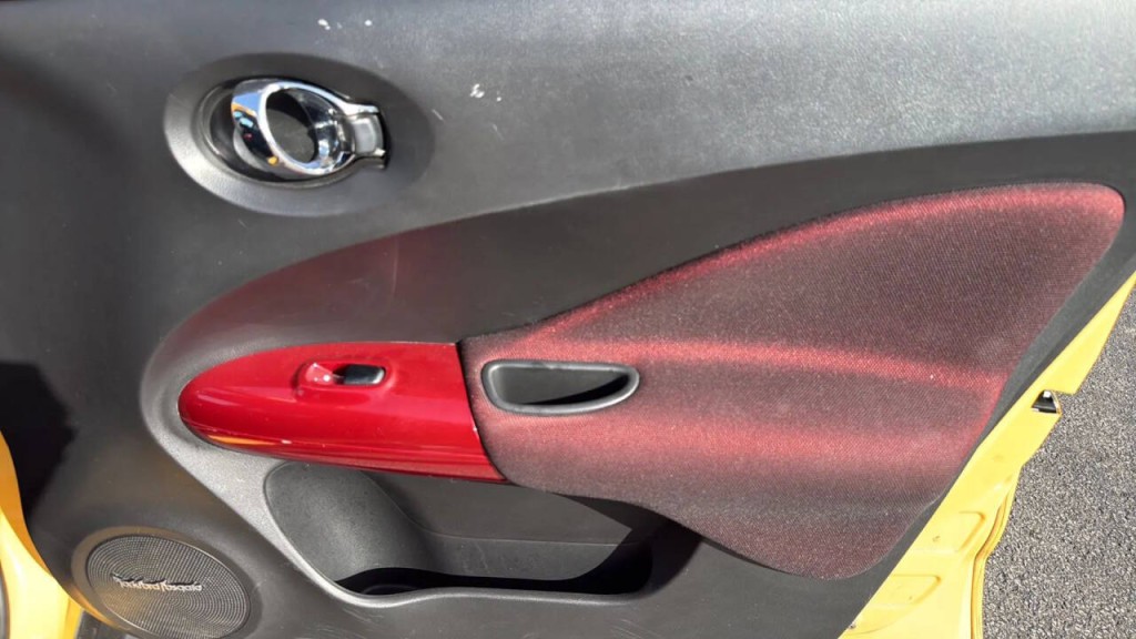 2015 Nissan Juke Image 16