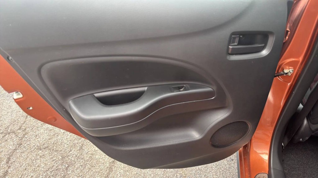2020 Mitsubishi Mirage Image 11