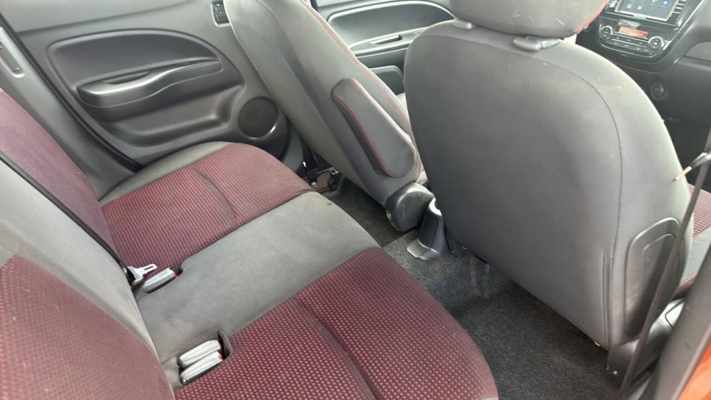 2020 Mitsubishi Mirage Image 15